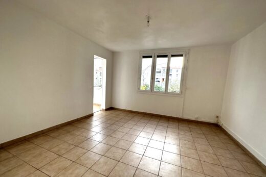 Idéal investisseur ou primo-accédant! T3 avec loggia et cave