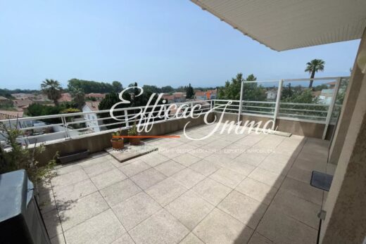 Superbe T3, 3ème et dernier étage, terrasse avec vue panoramique