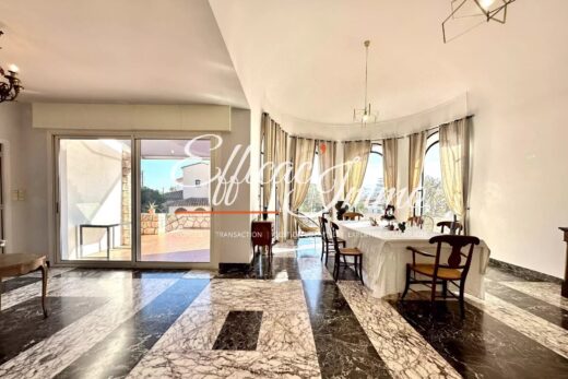 Propriété 6 pièces 326m2