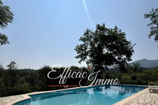 Villa T7 vue sur le Canigou sur 25 700m2 de terrain