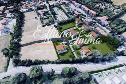 Terrain 4 faces constructible 2 067m2