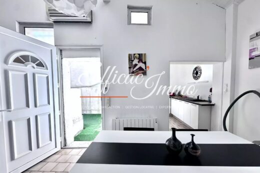 PALAVAS-LES-FLOTS – RIVE DROITE – APPARTEMENT T2 AVEC PATIO PRIVATIF – À 200 M DES PLAGES