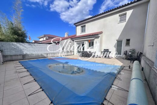 Villa contemporaine 5 pièces avec piscine