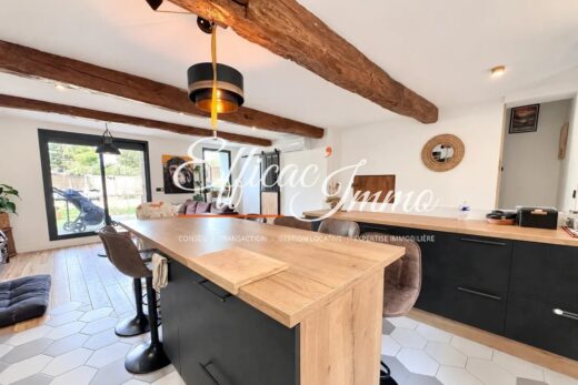 Maison de village rénovée d&#8217;environ 132 m² avec jardin